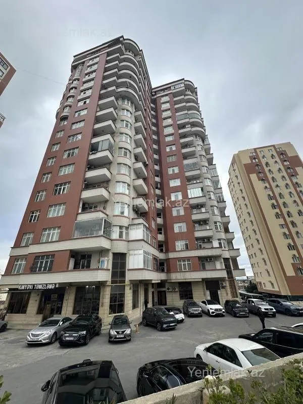 Satılır 3 otaqlı yeni tikili 102 m²