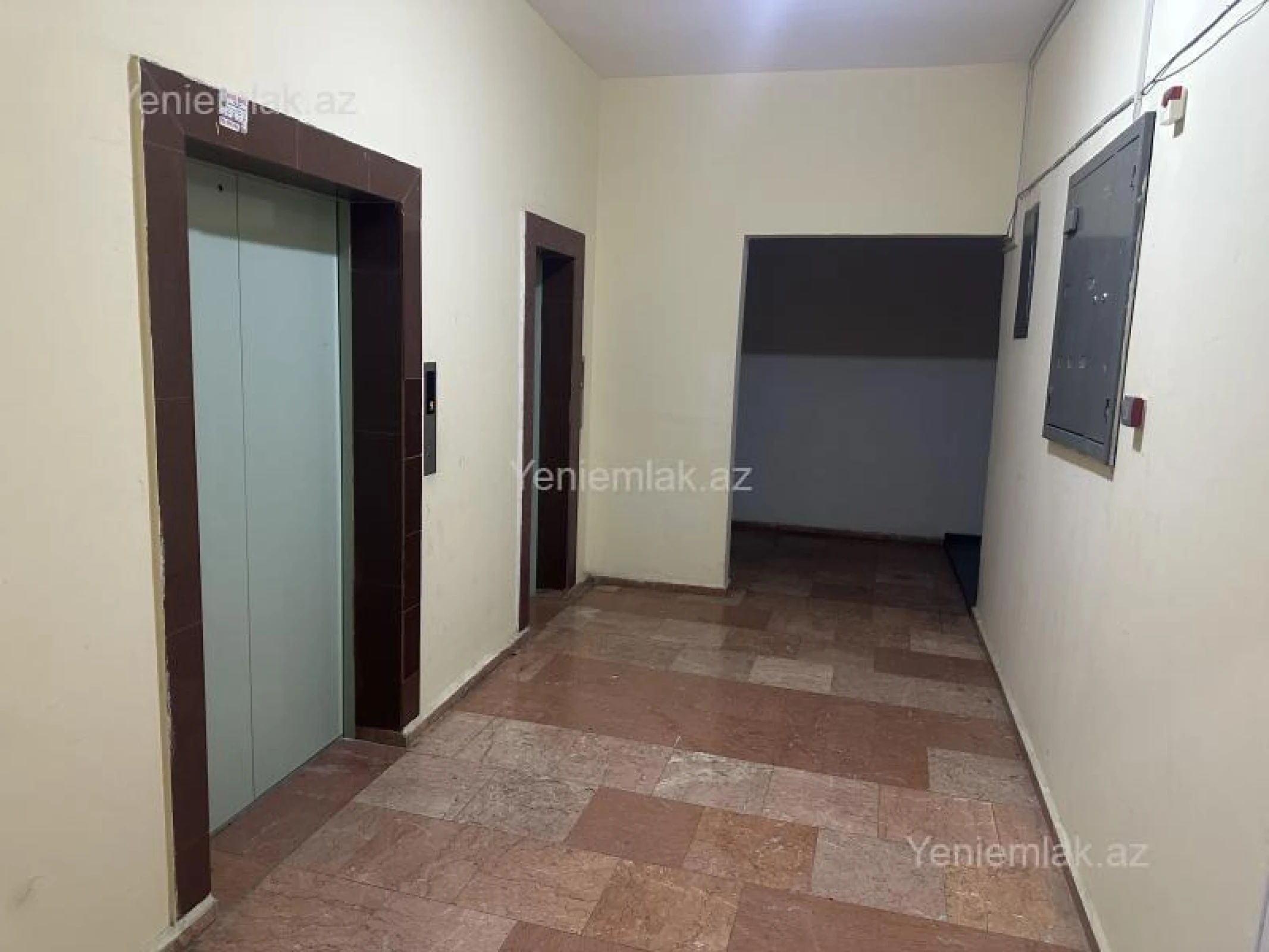 Satılır 3 otaqlı yeni tikili 102 m²