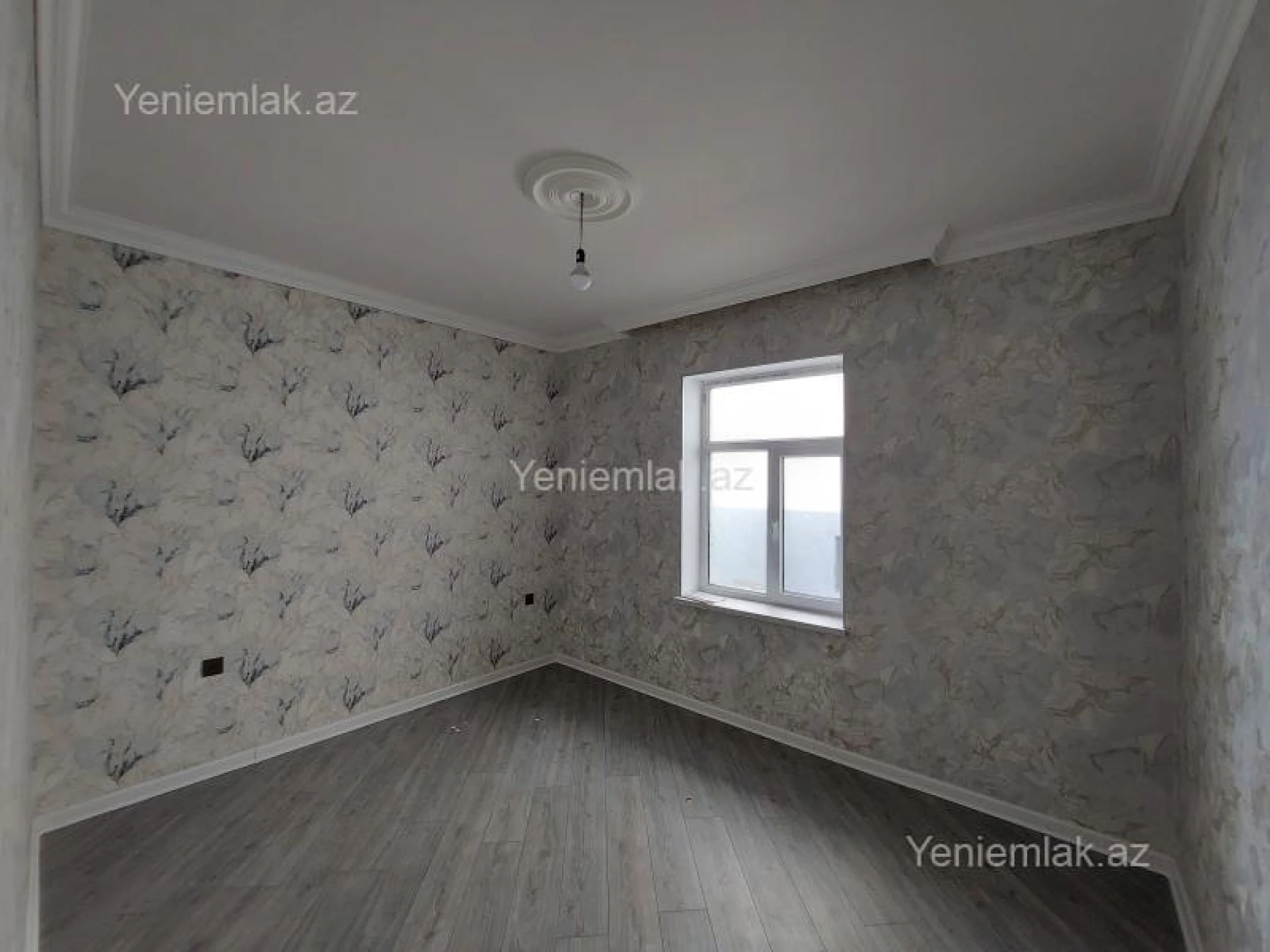 Satılır 4 otaqlı həyət evi 100 m²