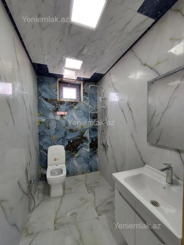 Satılır 4 otaqlı həyət evi 100 m²