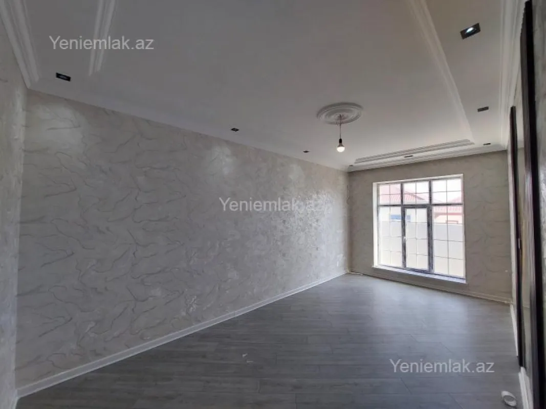 Satılır 4 otaqlı həyət evi 100 m²