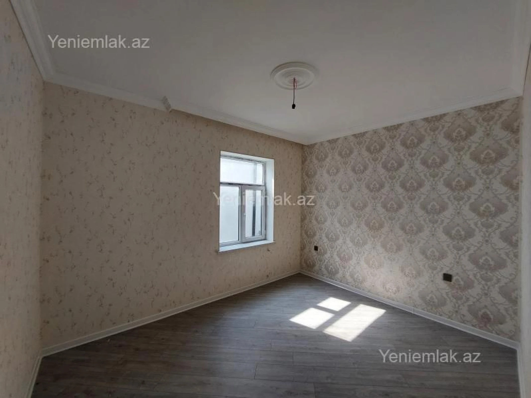 Satılır 4 otaqlı həyət evi 100 m²