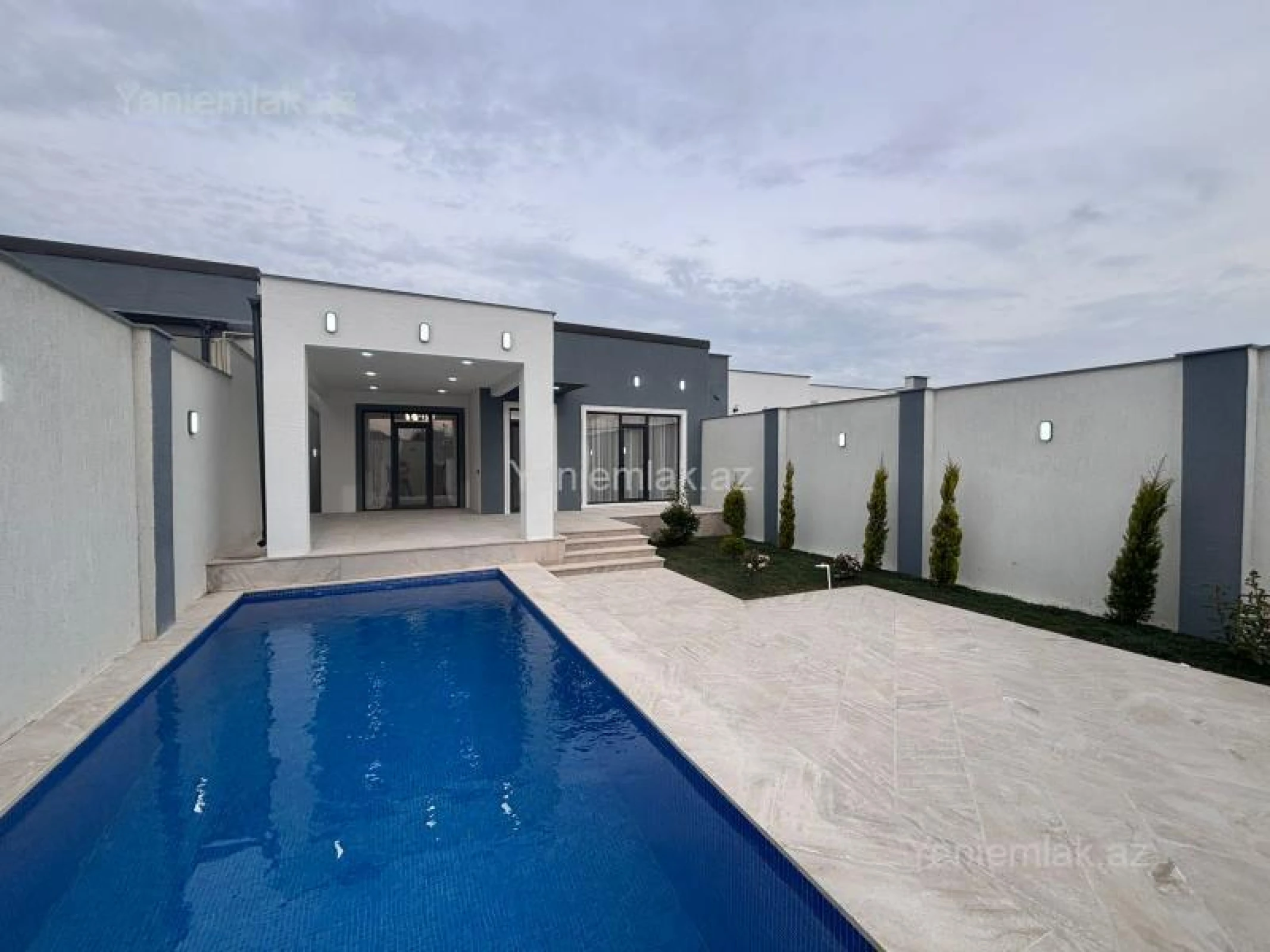 Satılır 4 otaqlı həyət evi 135 m²