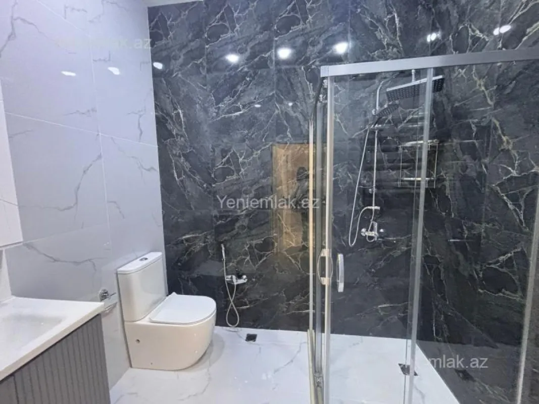 Satılır 4 otaqlı həyət evi 135 m²