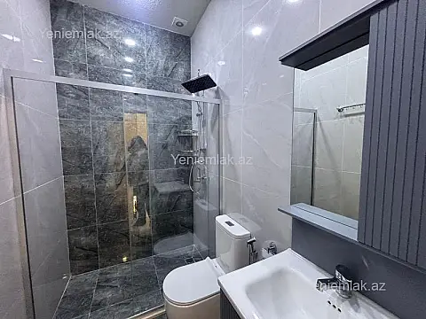 Satılır 4 otaqlı həyət evi 135 m²
