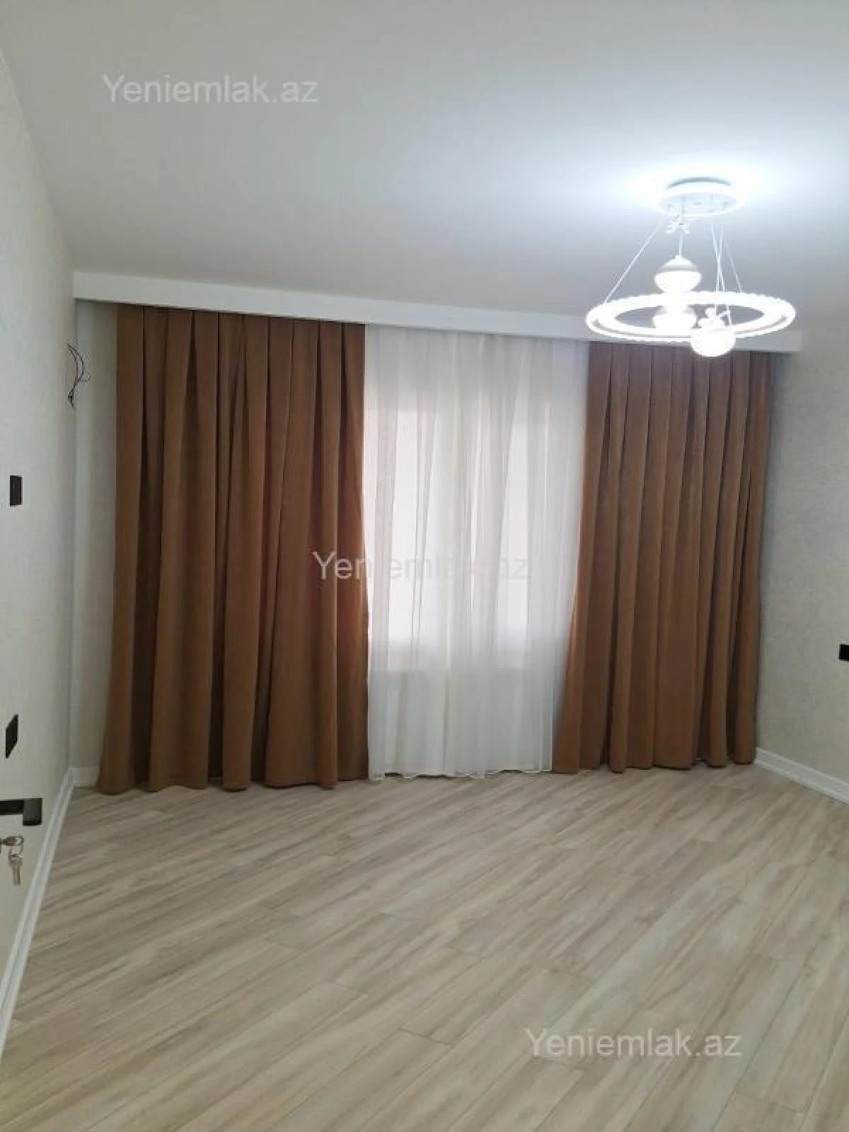 Satılır 3 otaqlı köhnə tikili 65 m²