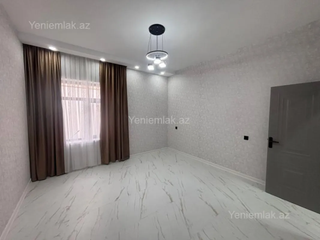 Satılır 4 otaqlı həyət evi 160 m²