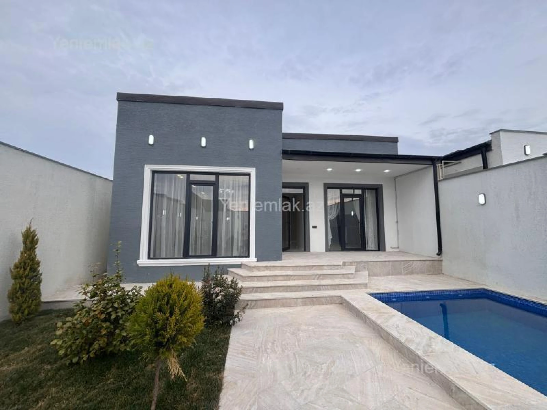 Satılır 4 otaqlı həyət evi 150 m²