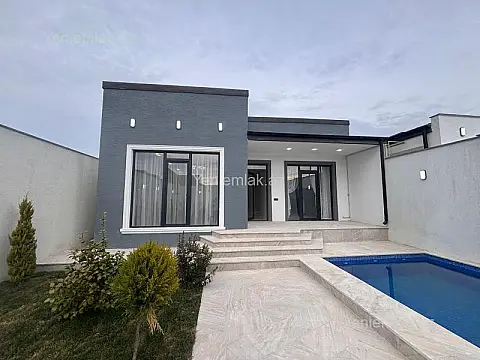 Satılır 4 otaqlı həyət evi 150 m²