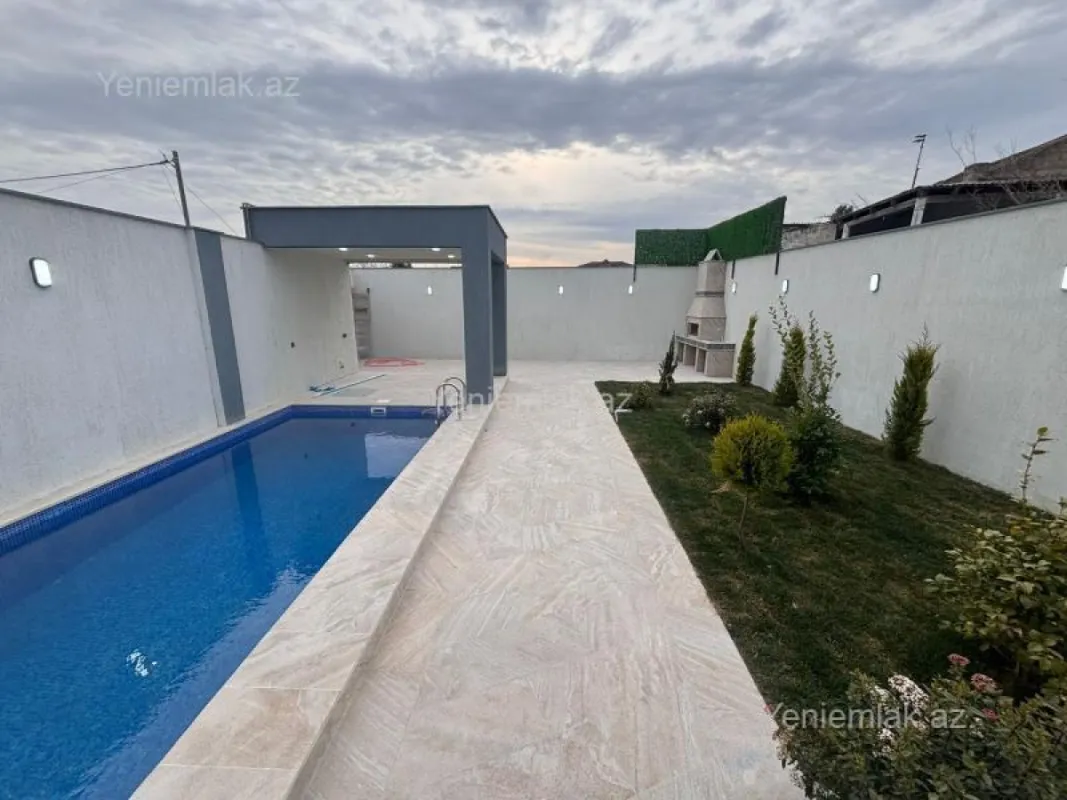 Satılır 4 otaqlı həyət evi 150 m²