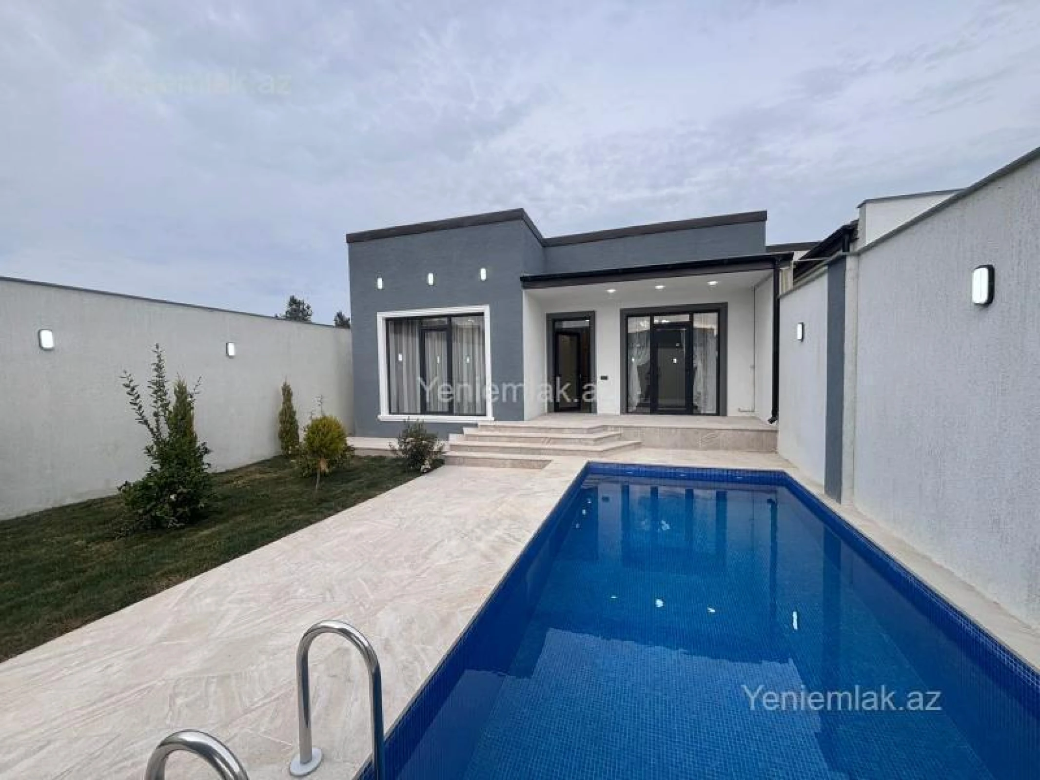 Satılır 4 otaqlı həyət evi 150 m²