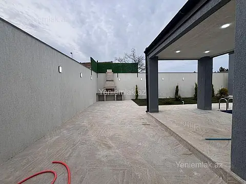 Satılır 4 otaqlı həyət evi 150 m²
