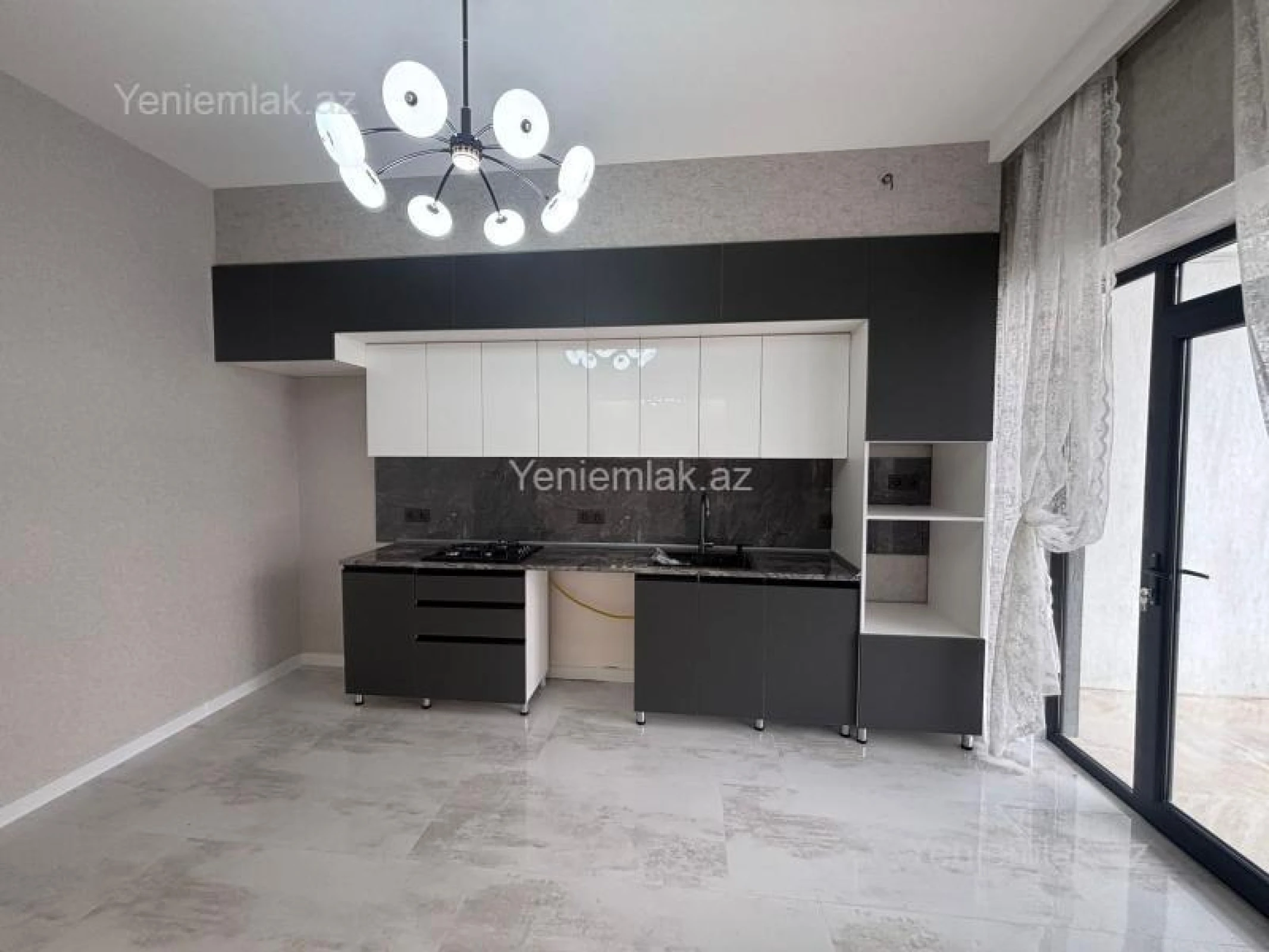 Satılır 4 otaqlı həyət evi 150 m²