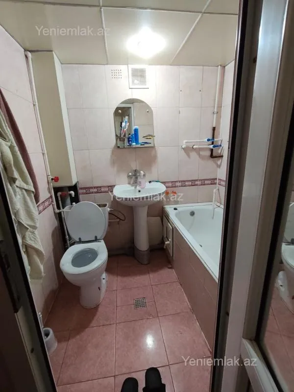 Satılır 2 otaqlı köhnə tikili 50 m²