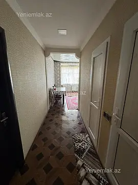 Satılır 4 otaqlı köhnə tikili 100 m²