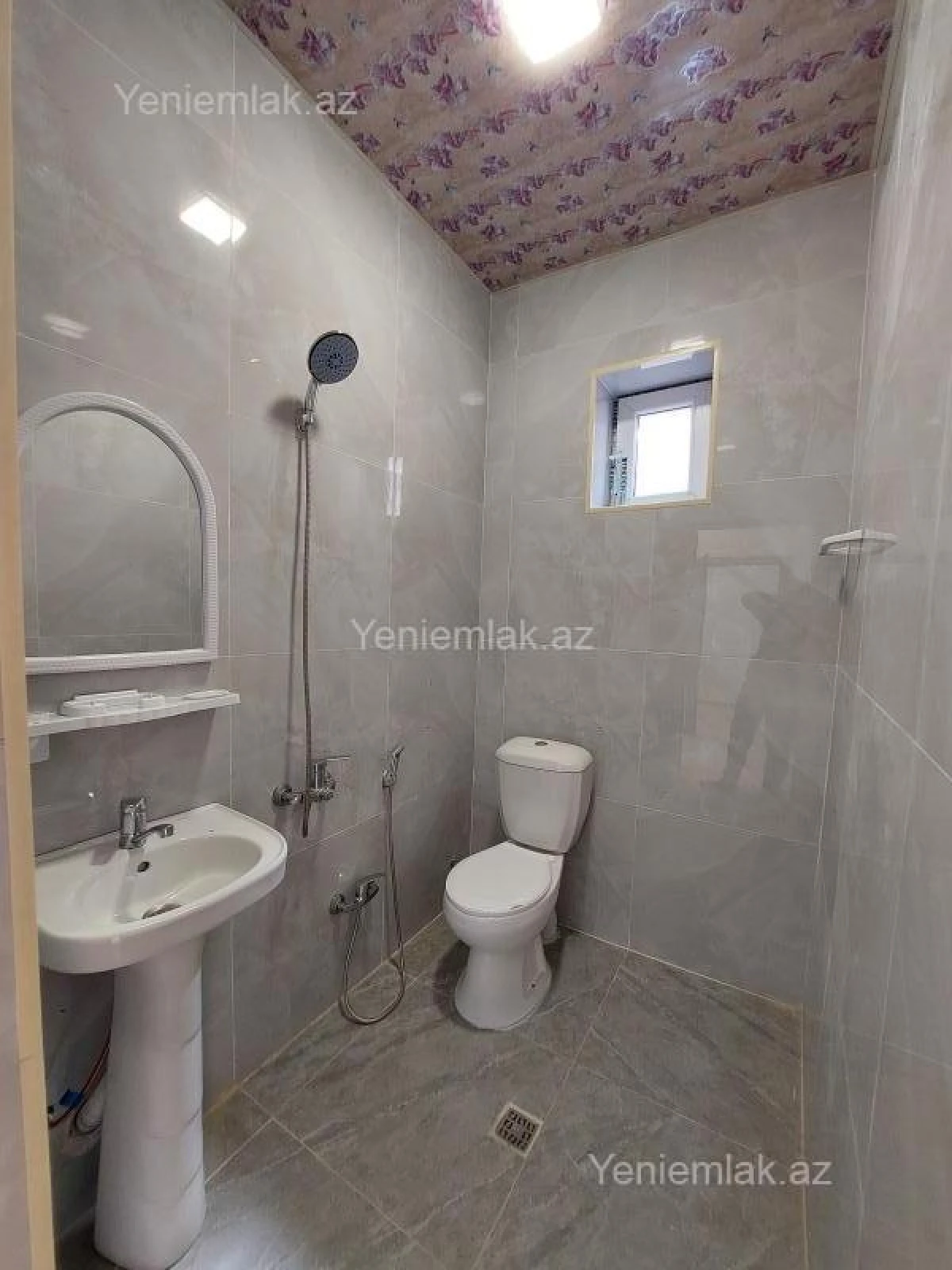 Satılır 3 otaqlı həyət evi 100 m²