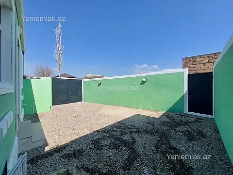 Satılır 3 otaqlı həyət evi 100 m²