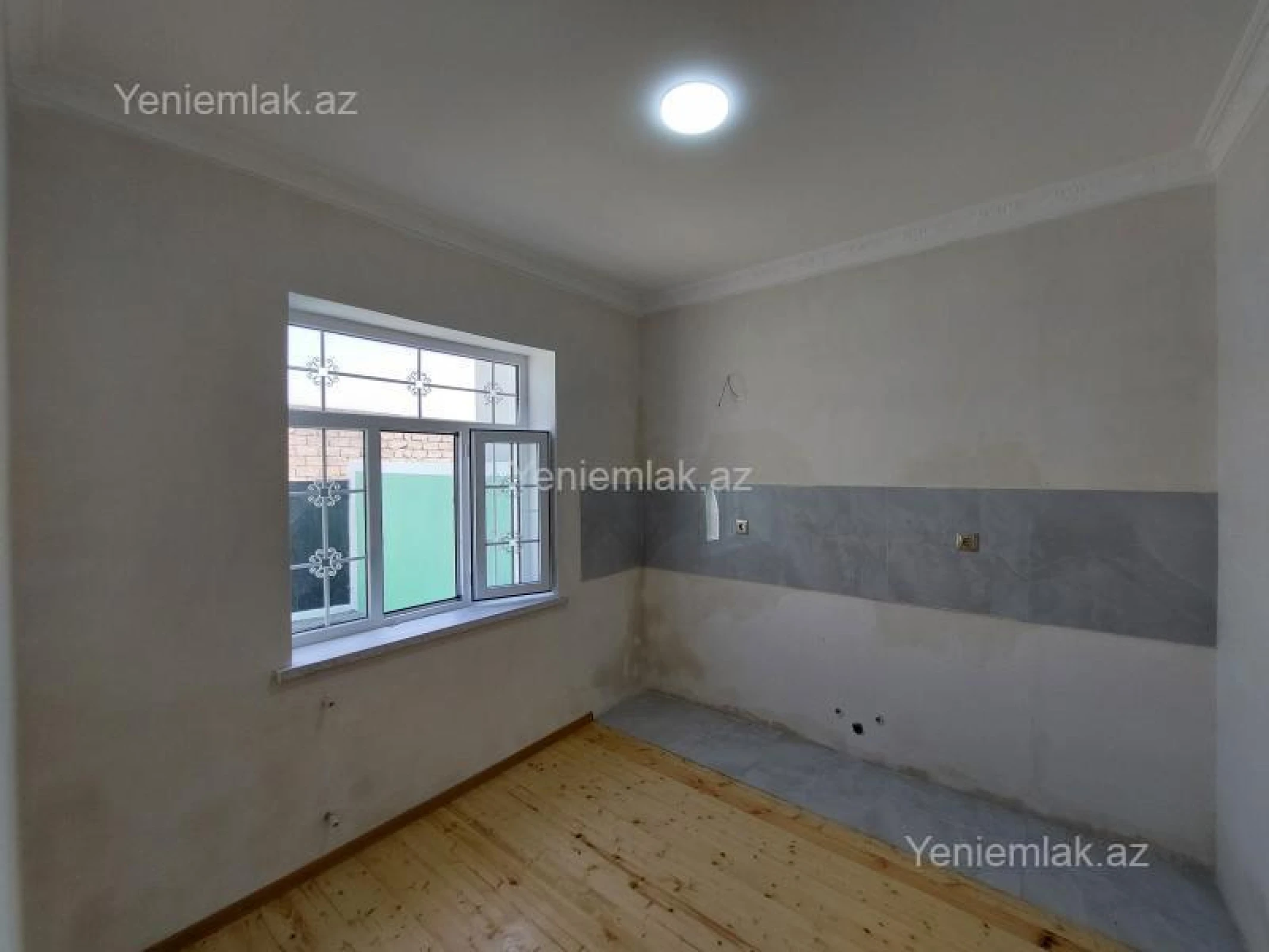 Satılır 3 otaqlı həyət evi 100 m²