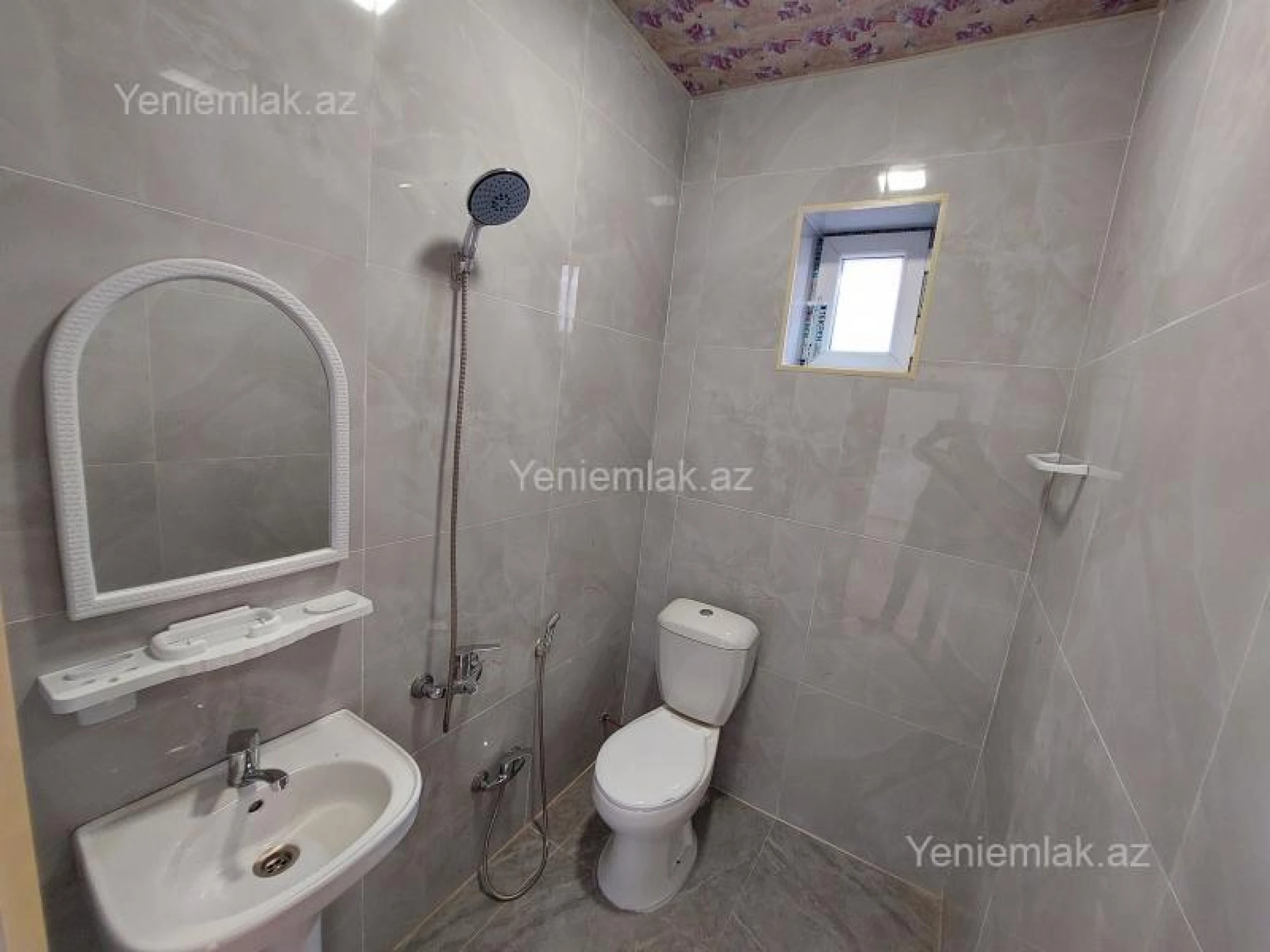 Satılır 3 otaqlı həyət evi 100 m²