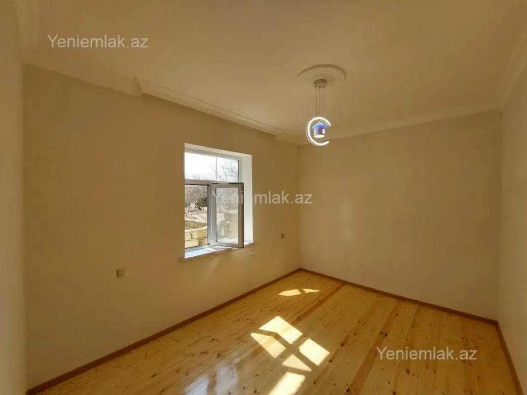 Satılır 3 otaqlı həyət evi 100 m²