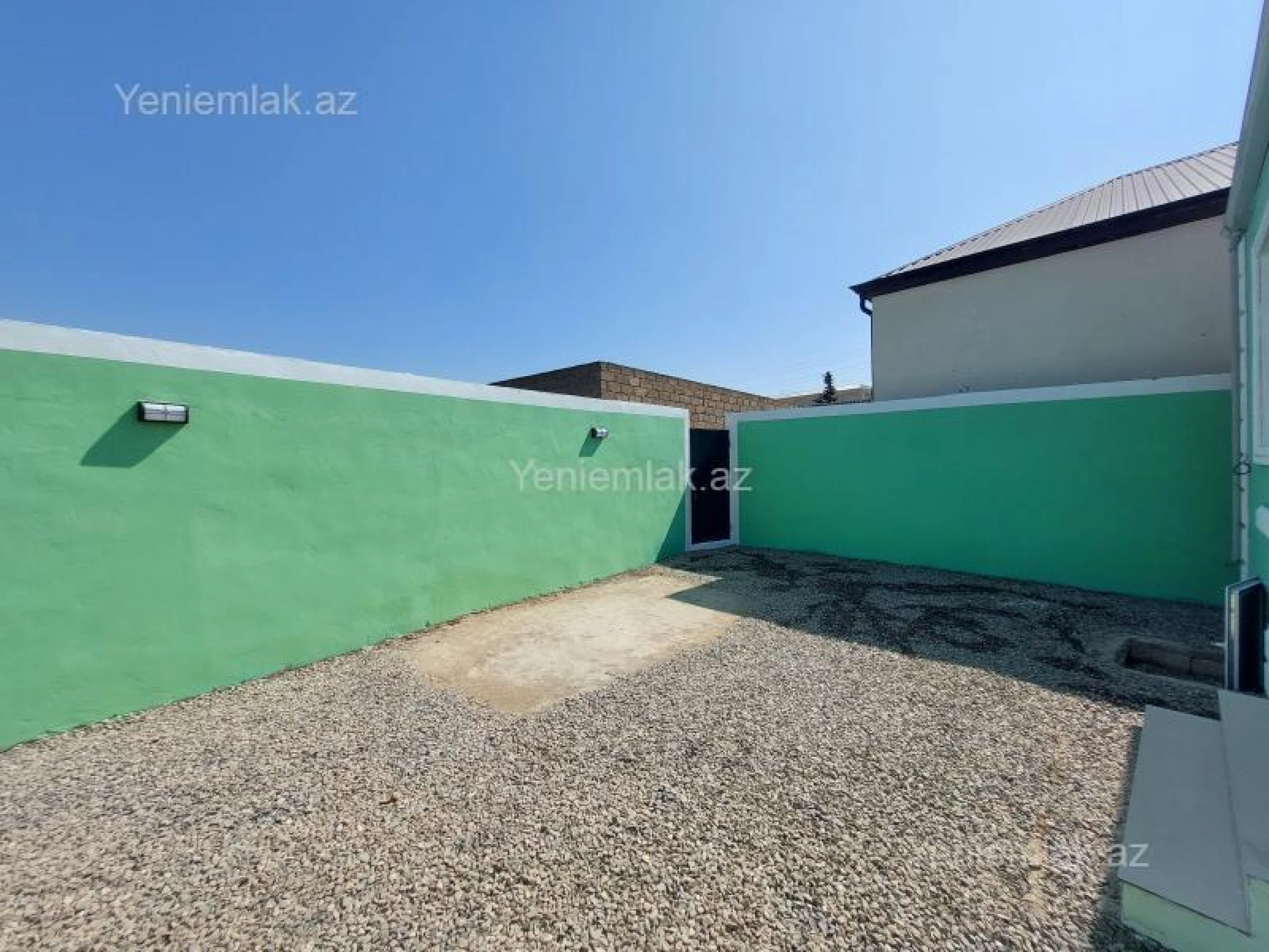 Satılır 3 otaqlı həyət evi 100 m²