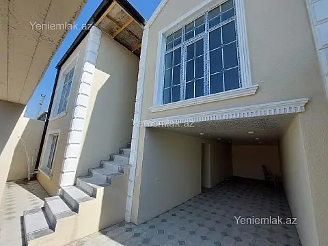Satılır 4 otaqlı həyət evi 100 m²