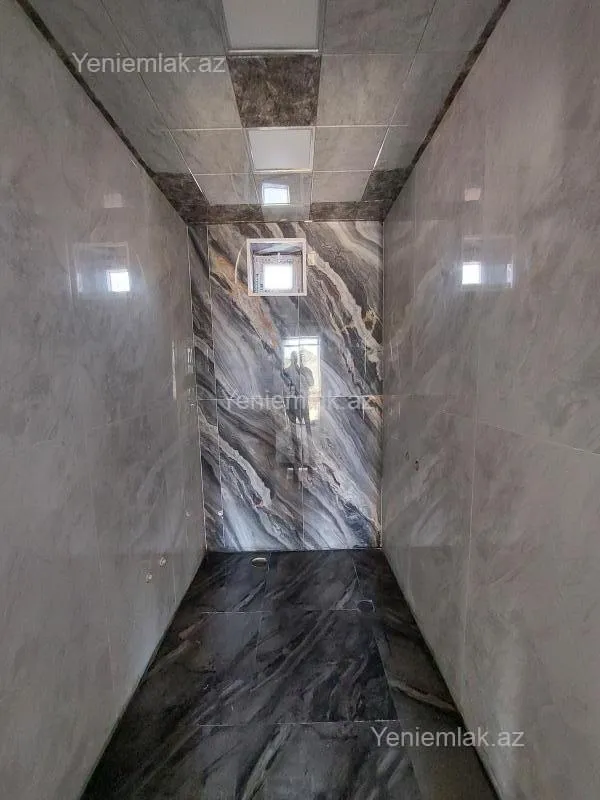 Satılır 4 otaqlı həyət evi 100 m²