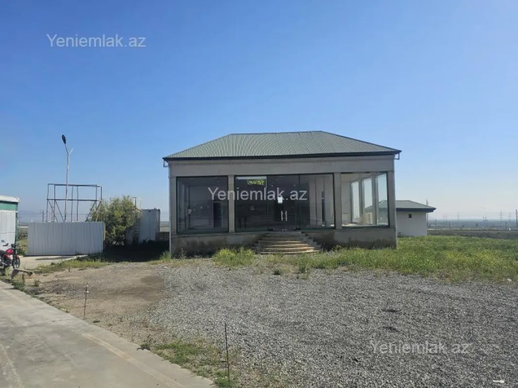 Satılır 10 otaqlı obyekt 4400 m²