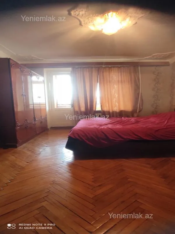 Satılır 2 otaqlı köhnə tikili 65 m²