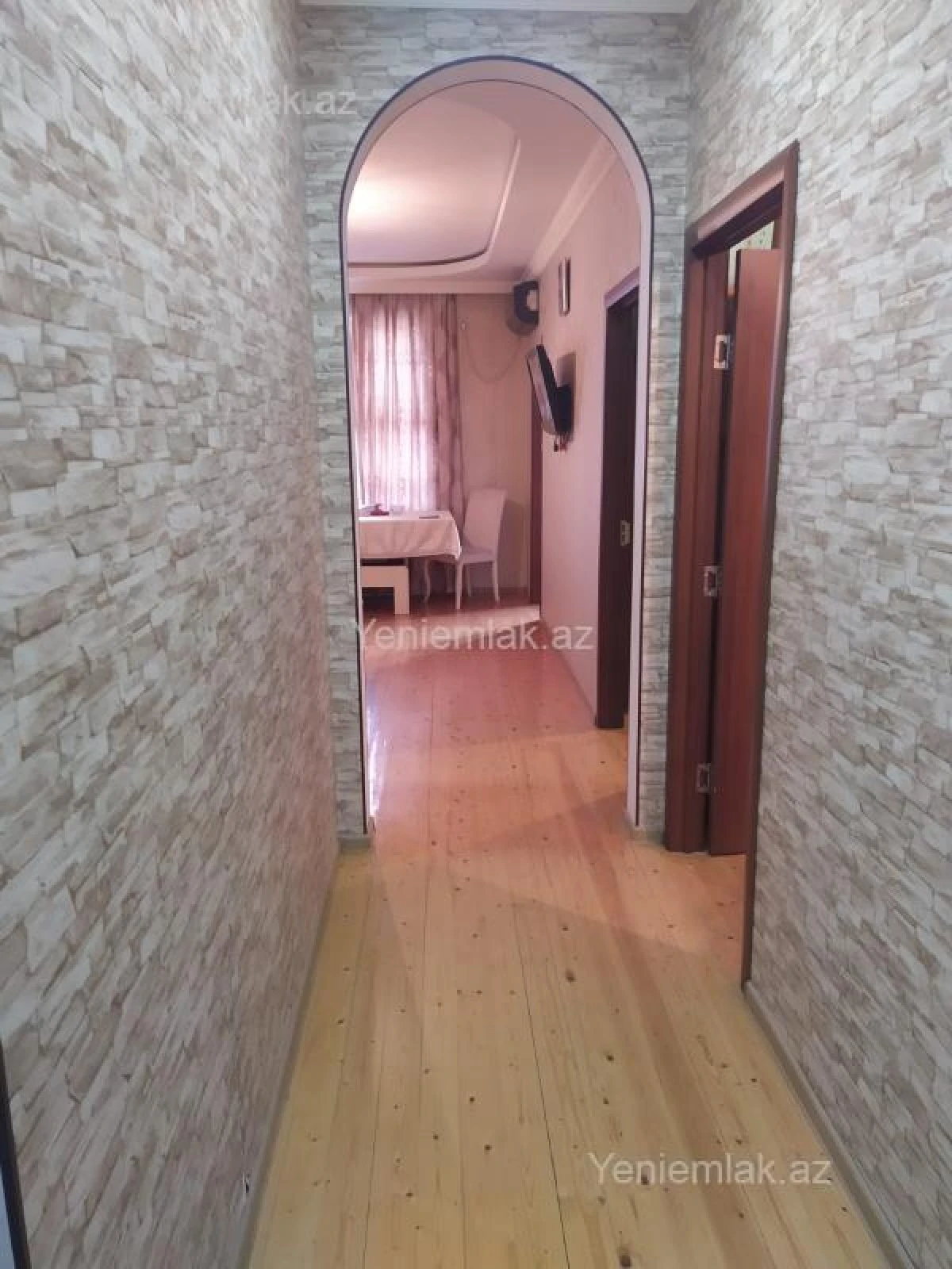 Satılır 3 otaqlı yeni tikili 77 m²