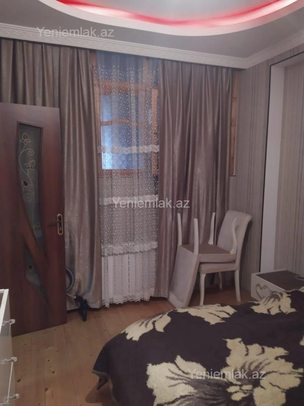 Satılır 3 otaqlı yeni tikili 77 m²