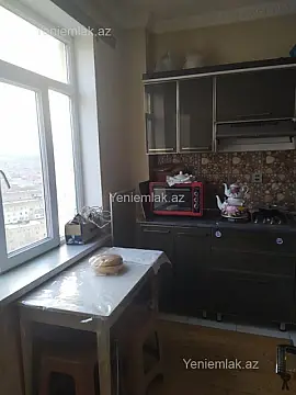 Satılır 3 otaqlı yeni tikili 77 m²
