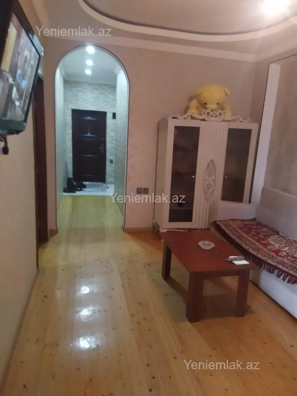 Satılır 3 otaqlı yeni tikili 77 m²
