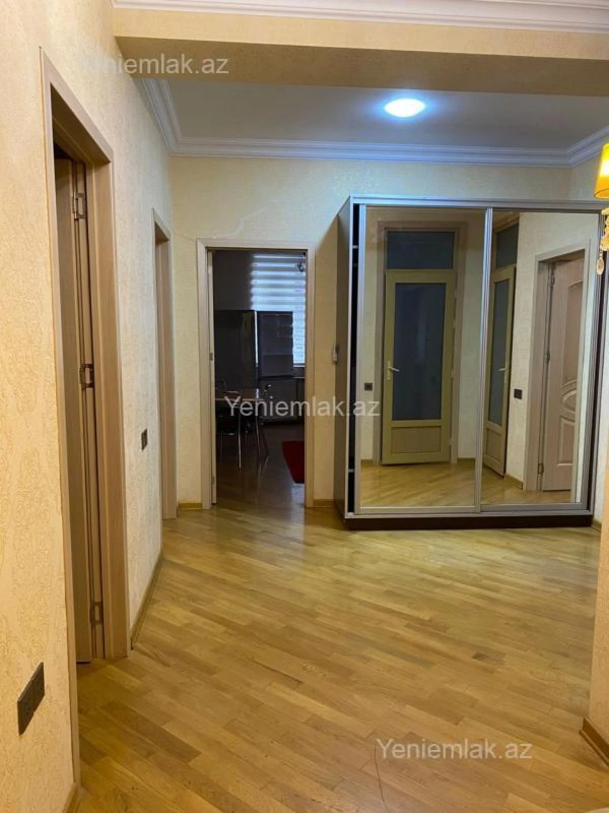 Satılır 3 otaqlı yeni tikili 109 m²