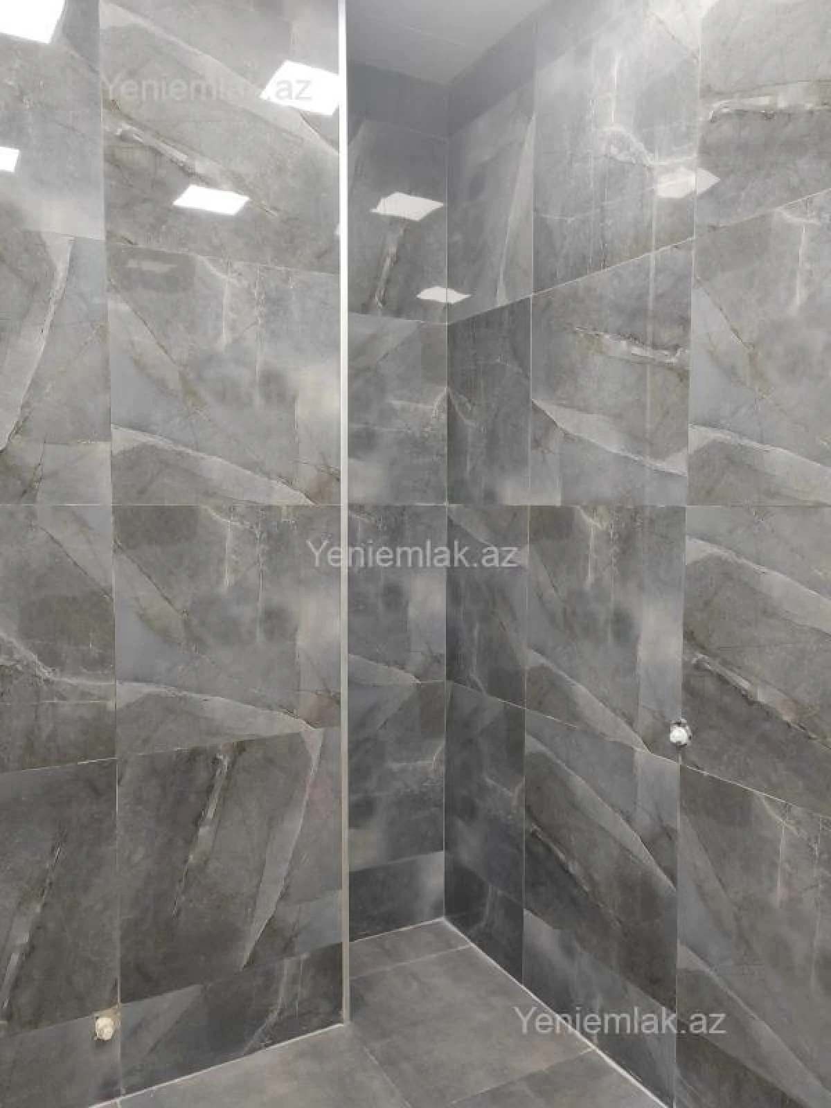 Satılır 2 otaqlı yeni tikili 68 m²