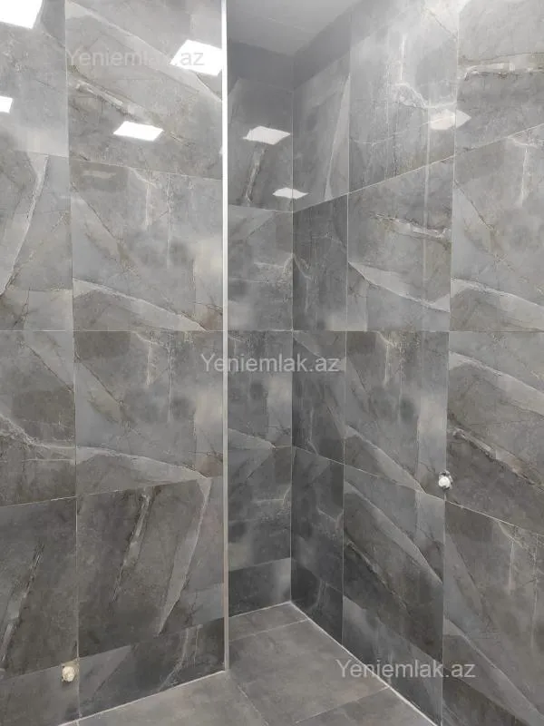 Satılır 2 otaqlı yeni tikili 68 m²