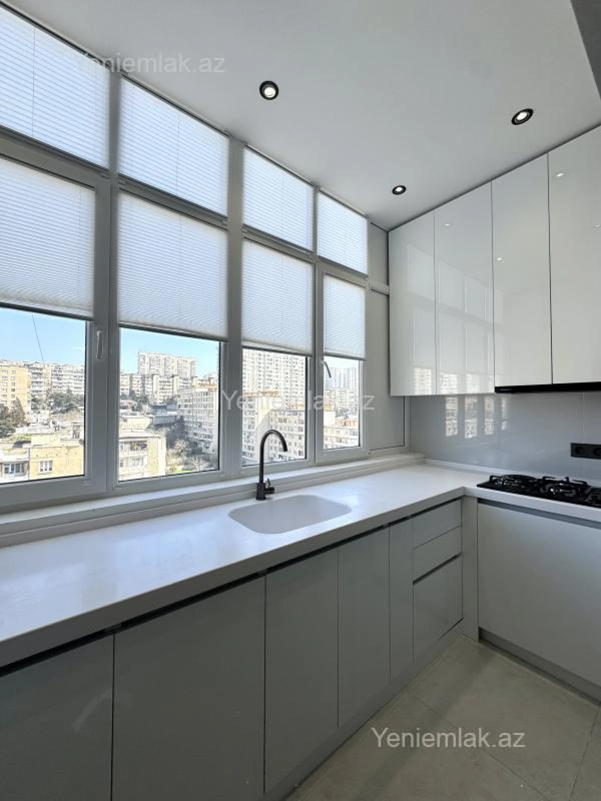 Satılır 2 otaqlı yeni tikili 58 m²