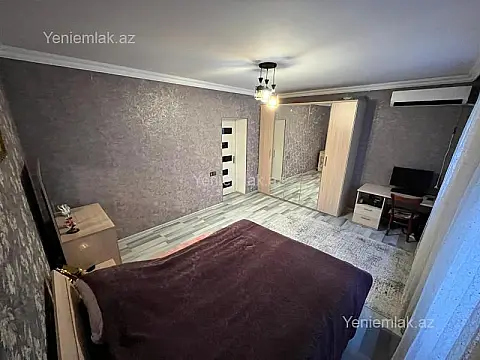 Satılır 6 otaqlı həyət evi 150 m²