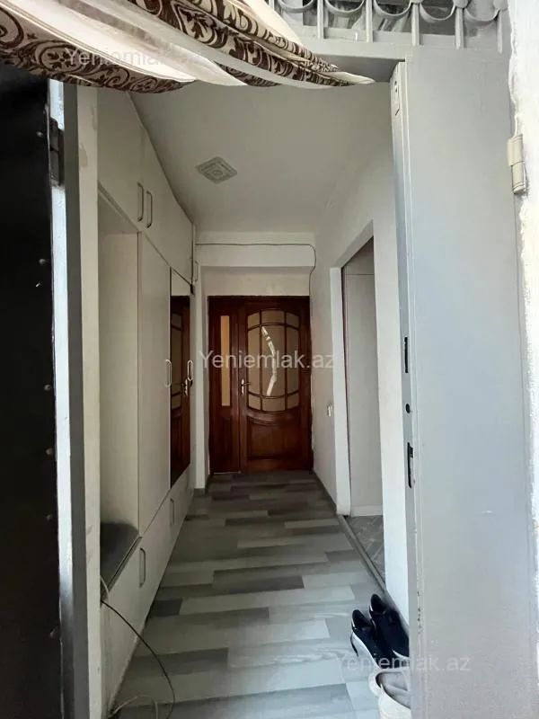 Satılır 6 otaqlı həyət evi 150 m²