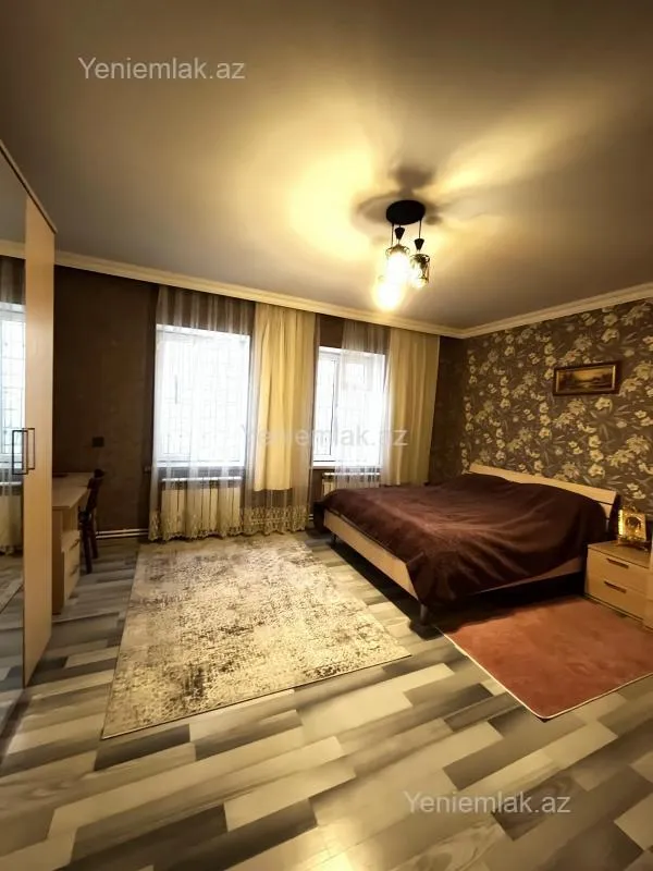 Satılır 6 otaqlı həyət evi 150 m²