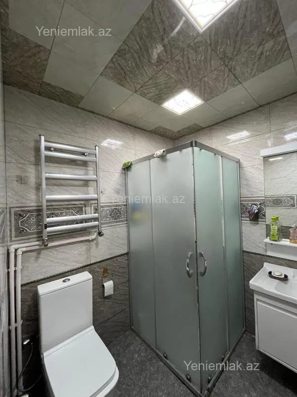 Satılır 6 otaqlı həyət evi 150 m²