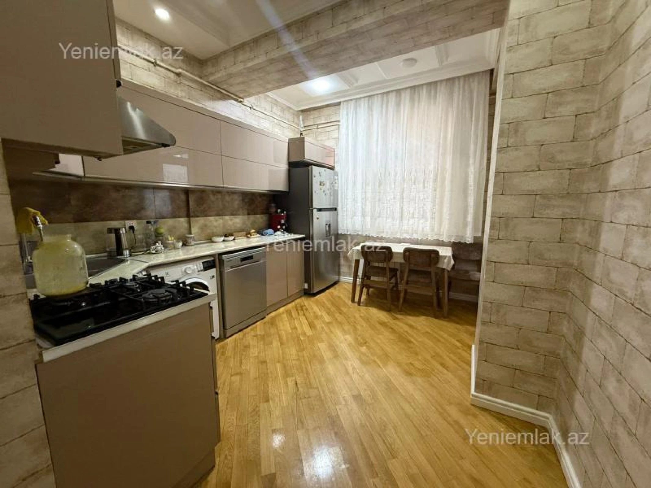 Satılır 3 otaqlı yeni tikili 103 m²