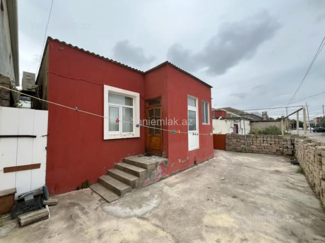 Satılır 2 otaqlı həyət evi 85 m²