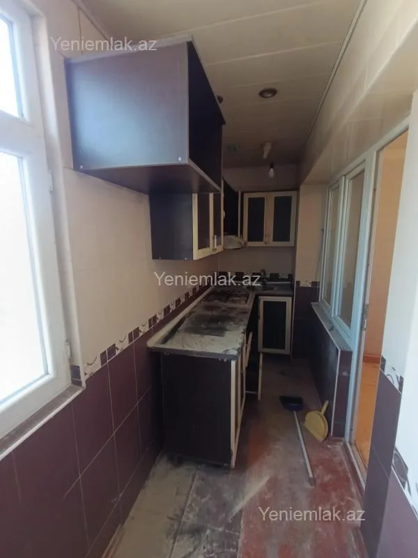 Satılır 2 otaqlı köhnə tikili 43 m²
