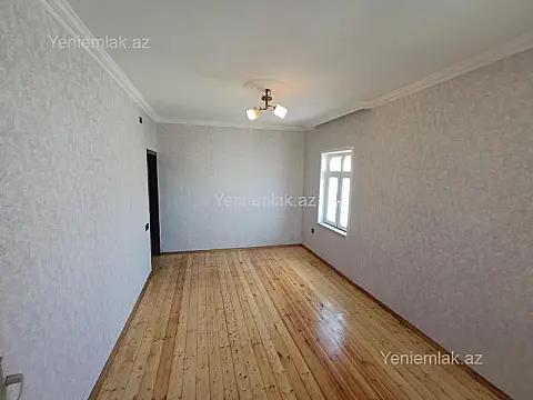 Satılır 2 otaqlı köhnə tikili 43 m²