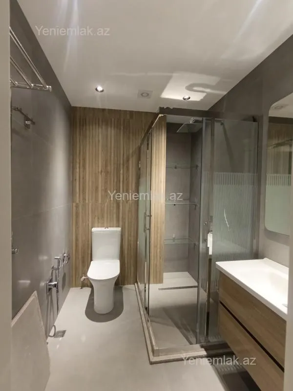 Satılır 3 otaqlı yeni tikili 127 m²