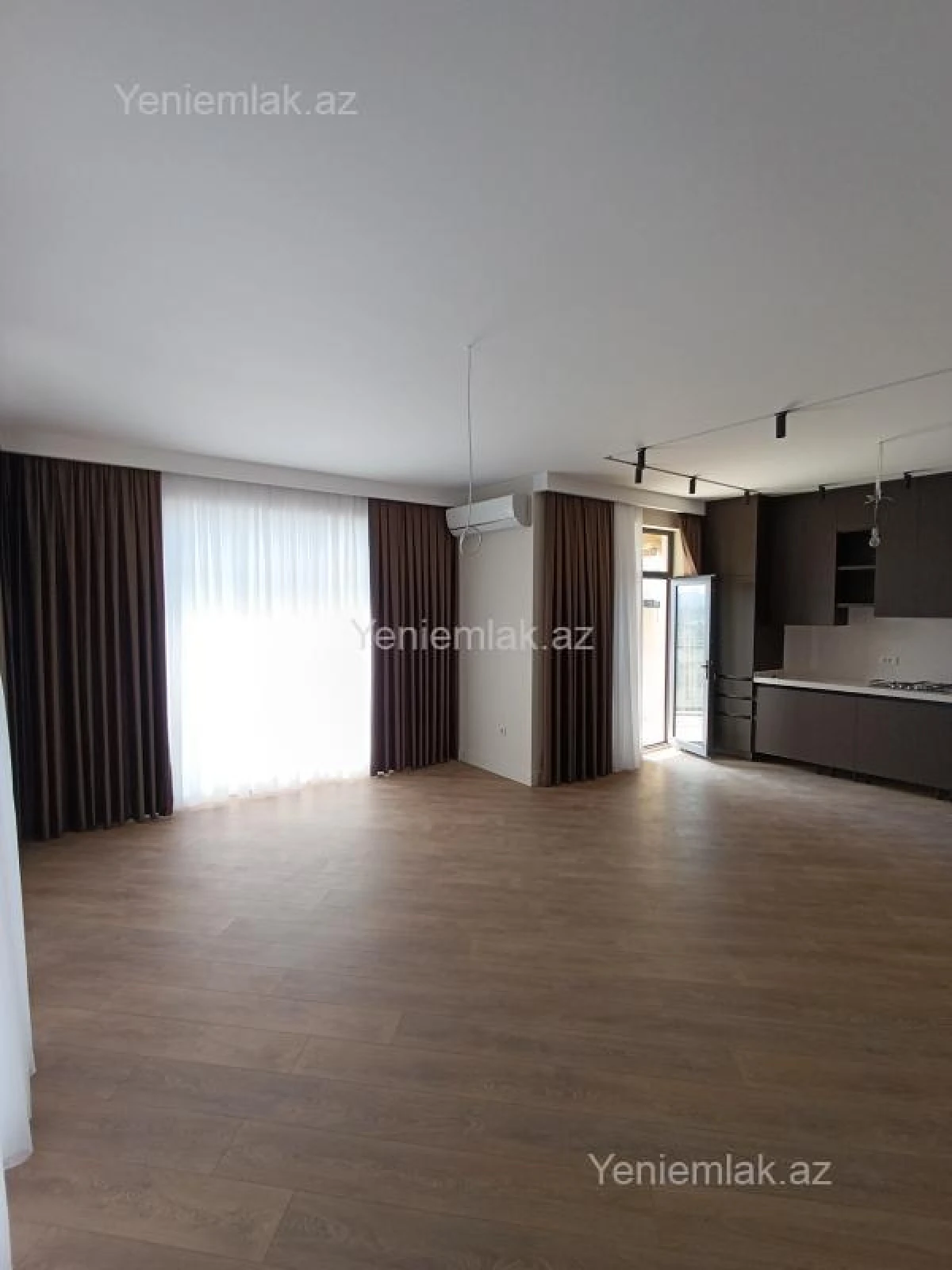 Satılır 3 otaqlı yeni tikili 127 m²