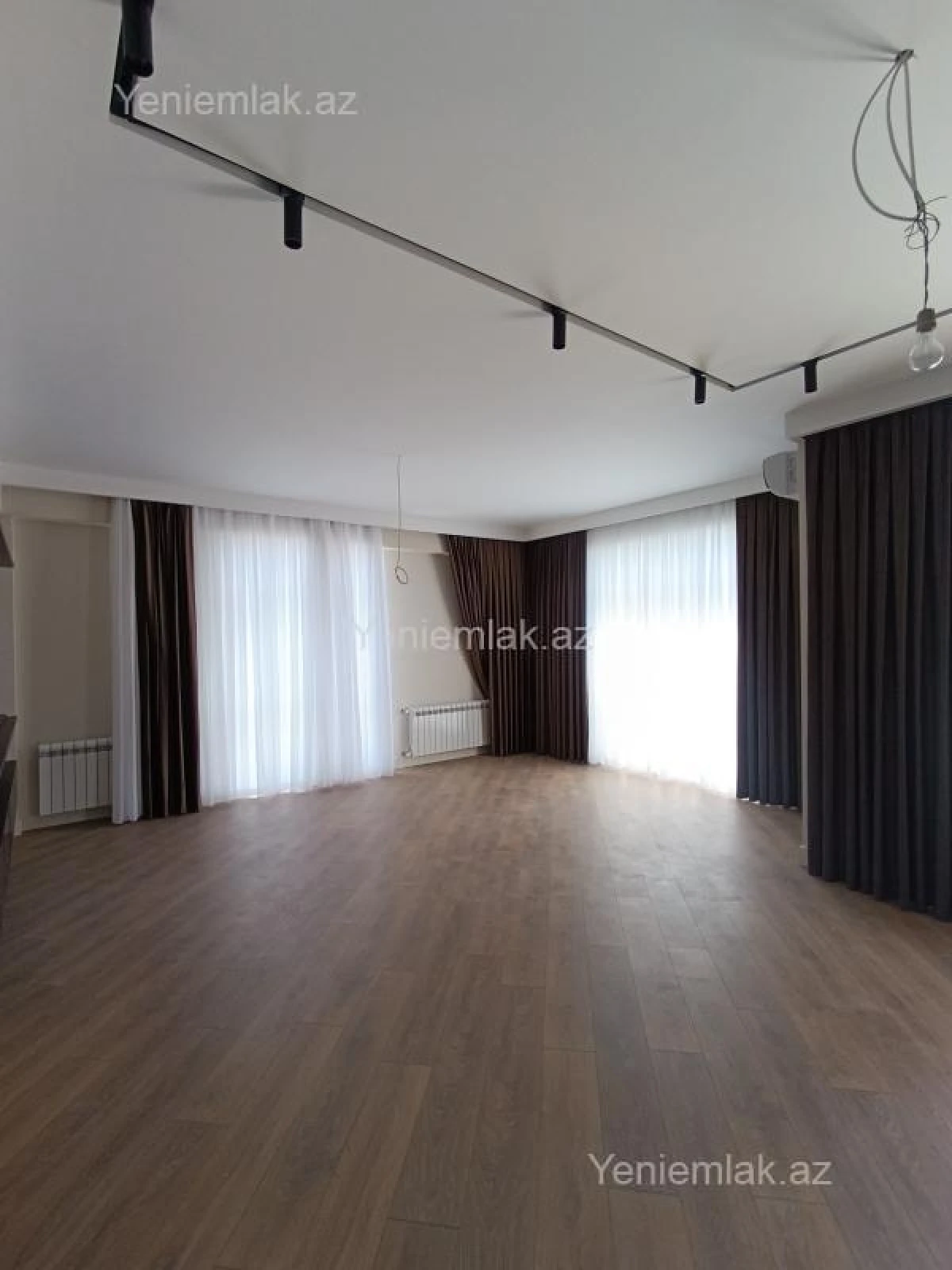 Satılır 3 otaqlı yeni tikili 127 m²
