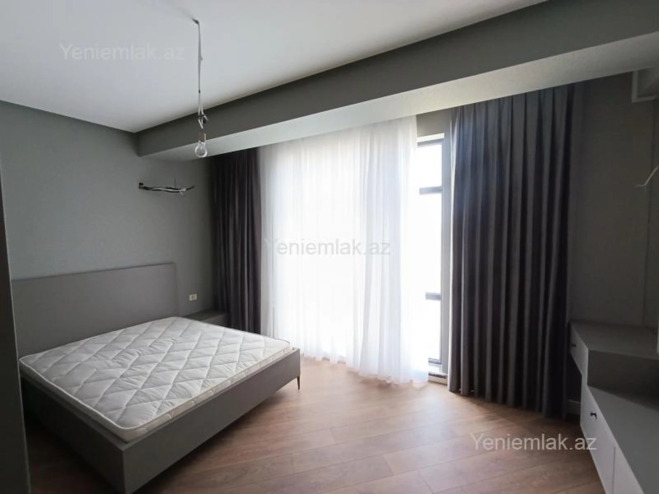 Satılır 3 otaqlı yeni tikili 127 m²
