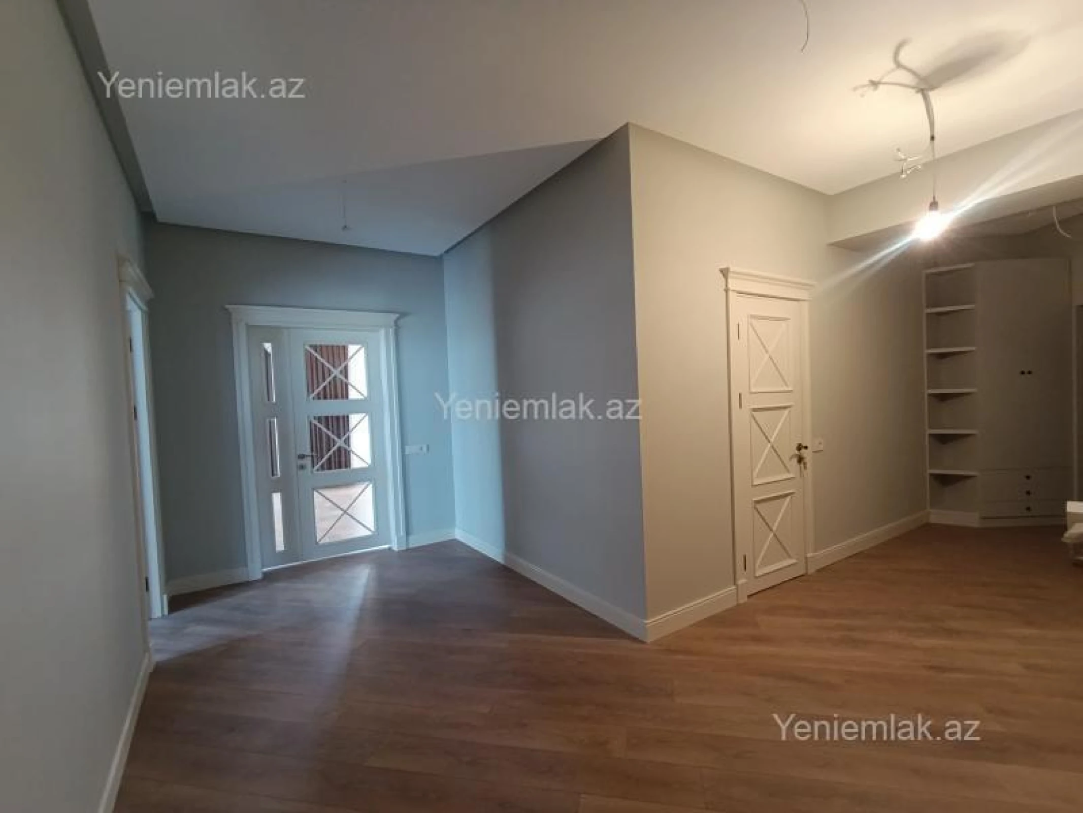 Satılır 3 otaqlı yeni tikili 127 m²